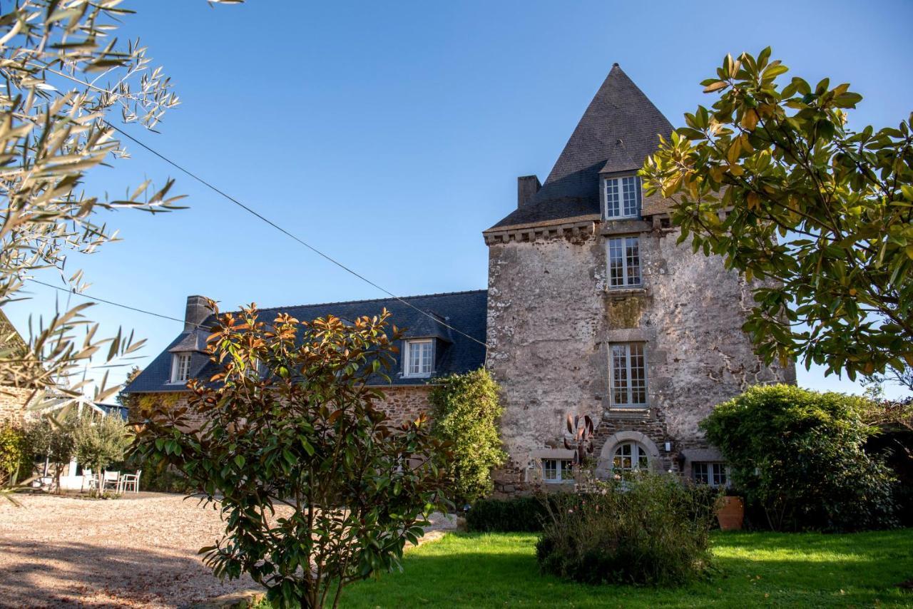 Manoir De Sevin Bed & Breakfast Plerguer Exterior photo